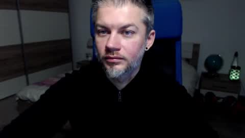 Snapshot of robbyshawz chatting on 12-11-24, 08:26 robbyshawz online show from 12-11-24, 08:26