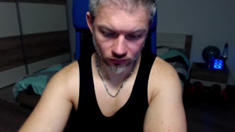 Snapshot of robbyshawz chatting on 01-03-25, 08:21 robbyshawz online show from 01-03-25, 08:21