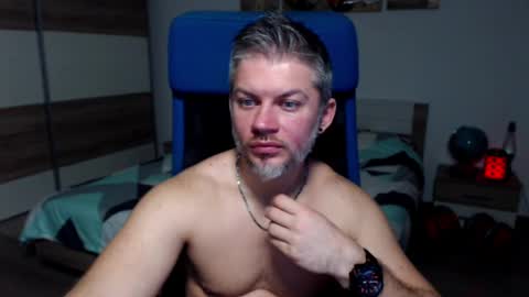 Snapshot of robbyshawz chatting on 01-12-25, 11:39 robbyshawz online show from 01-12-25, 11:39