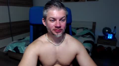 Snapshot of robbyshawz chatting on 01-23-25, 05:56 robbyshawz online show from 01-23-25, 05:56