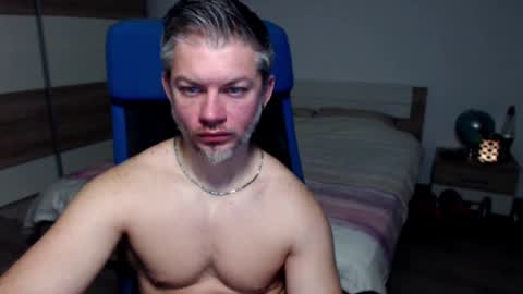 Snapshot of robbyshawz chatting on 02-01-25, 06:10 robbyshawz online show from 02-01-25, 06:10