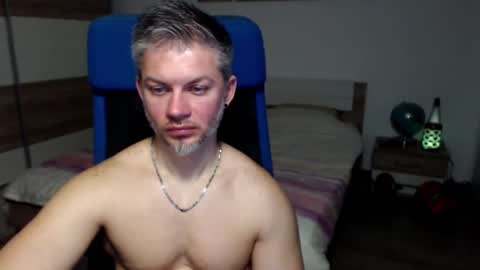Snapshot of robbyshawz chatting on 03-04-25, 10:57 robbyshawz online show from 03-04-25, 10:57
