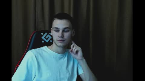 Snapshot of robert10211 chatting on 12-20-24, 07:07 robert10211 online show from 12-20-24, 07:07