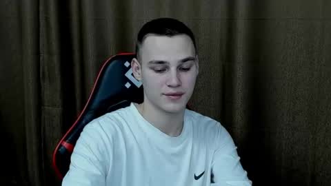 Snapshot of robert10211 chatting on 01-07-25, 07:17 robert10211 online show from 01-07-25, 07:17