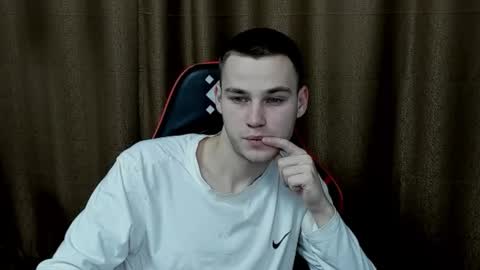 Snapshot of robert10211 chatting on 01-11-25, 12:50 robert10211 online show from 01-11-25, 12:50