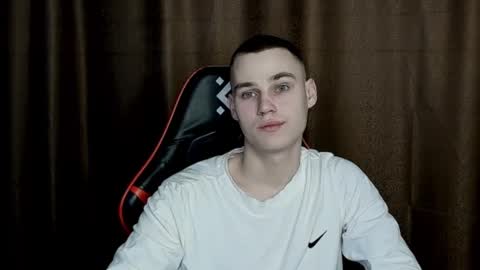 Snapshot of robert10211 chatting on 02-17-25, 07:10 robert10211 online show from 02-17-25, 07:10