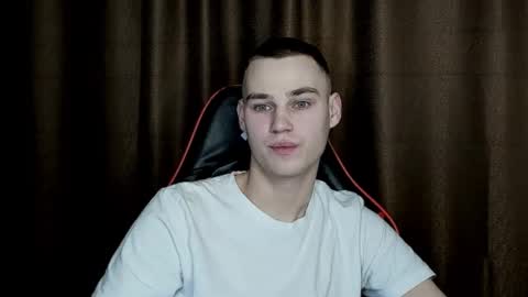 Snapshot of robert10211 chatting on 02-18-25, 06:37 robert10211 online show from 02-18-25, 06:37