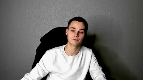 Snapshot of robert10211 chatting on 11-24-25, 10:59 robert10211 online show from 11-24-25, 10:59