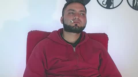 Snapshot of robert_leroy chatting on 06-19-26, 10:57 Stiven - online show from 06-19-26, 10:57