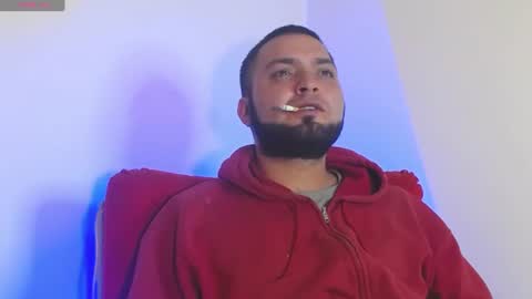 Snapshot of robert_leroy chatting on 07-19-26, 04:27 Stiven - online show from 07-19-26, 04:27
