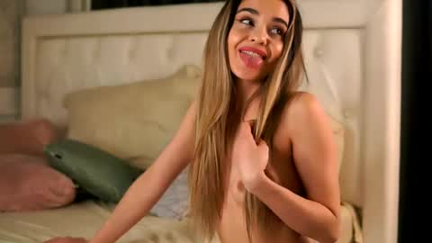 Roberta online show from 04-23-26, 12:29