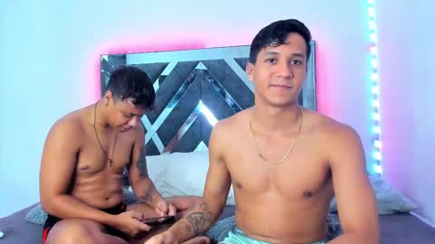 Snapshot of robertmiller21 chatting on 02-12-25, 04:44 Robert Miller And Mael Thompson online show from 02-12-25, 04:44