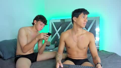 Snapshot of robertmiller21 chatting on 02-21-26, 06:42 Robert Miller And Mael Thompson online show from 02-21-26, 06:42