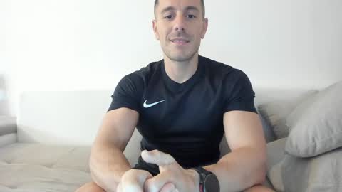 roberto4ever online show from 04-29-26, 08:51