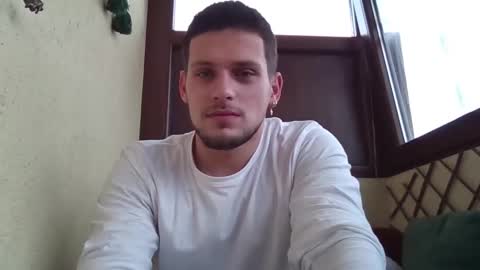 Snapshot of roberto_twink1 chatting on 11-18-25, 06:40 Roberto online show from 11-18-25, 06:40