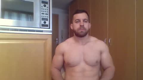 Snapshot of robertosavage chatting on 03-15-26, 08:53 robertosavage online show from 03-15-26, 08:53