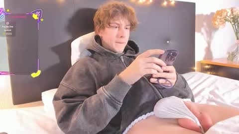 Snapshot of robfavorite1 chatting on 01-08-26, 08:55 robfavorite1 online show from 01-08-26, 08:55