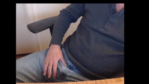 Snapshot of robidan6923 chatting on 01-10-25, 07:00 robidan6923 online show from 01-10-25, 07:00