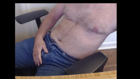 Snapshot of robidan6923 chatting on 02-14-25, 01:51 robidan6923 online show from 02-14-25, 01:51