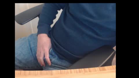 Snapshot of robidan6923 chatting on 02-25-25, 04:00 robidan6923 online show from 02-25-25, 04:00