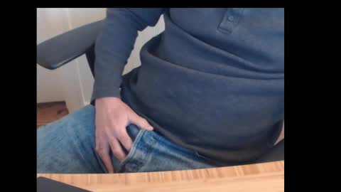 Snapshot of robidan6923 chatting on 02-26-25, 02:36 robidan6923 online show from 02-26-25, 02:36