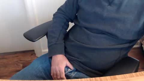 Snapshot of robidan6923 chatting on 10-31-25, 02:51 robidan6923 online show from 10-31-25, 02:51