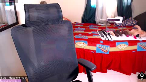 Snapshot of robin_h00t chatting on 02-26-26, 07:35 Ivanna and Robin online show from 02-26-26, 07:35