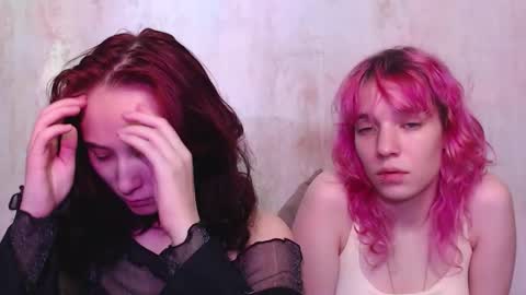 Snapshot of robin_yours chatting on 10-20-25, 08:04 Robin your online show from 10-20-25, 08:04