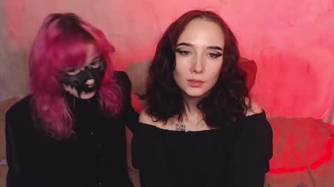 Snapshot of robin_yours chatting on 10-31-25, 09:43 Robin your online show from 10-31-25, 09:43