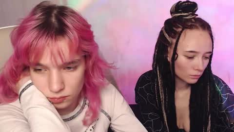 Snapshot of robin_yours chatting on 11-17-25, 10:21 Robin your online show from 11-17-25, 10:21