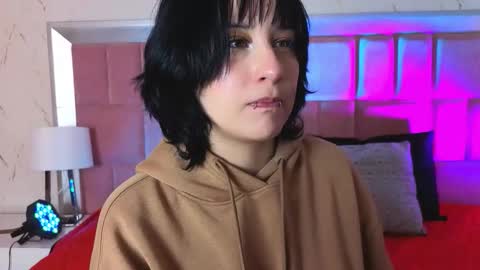 robin D online show from 06-11-26, 12:47