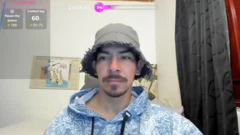 Robin online show from 05-05-26, 03:58