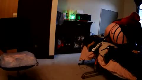 RobinHEAD online show from 03-16-26, 01:59