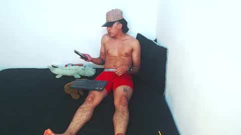 Snapshot of robisson_zack chatting on 01-08-26, 12:13 Robisson Zack online show from 01-08-26, 12:13