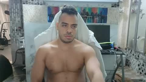 Snapshot of robotjojo1888 chatting on 01-06-26, 02:15 cazador 99 online show from 01-06-26, 02:15