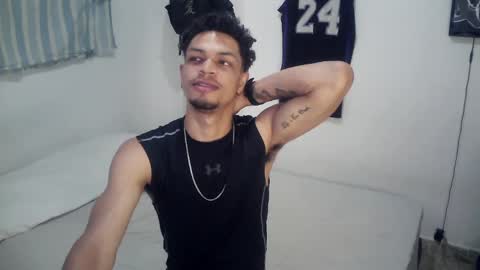 Snapshot of rocco99xx chatting on 10-28-25, 01:20 Rocco online show from 10-28-25, 01:20