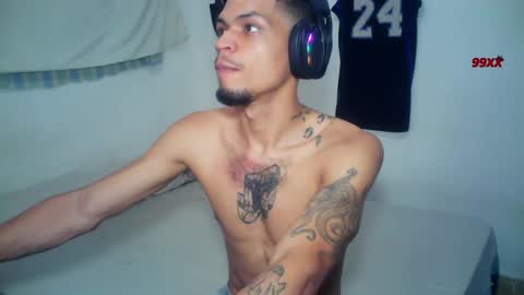 Snapshot of rocco99xx chatting on 12-04-25, 03:21 Rocco online show from 12-04-25, 03:21