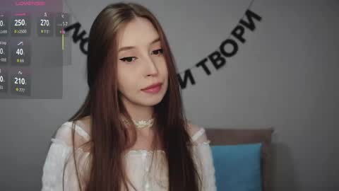 Snapshot of rocketsgirl chatting on 05-25-26, 05:46 rocketsgirl online show from 05-25-26, 05:46