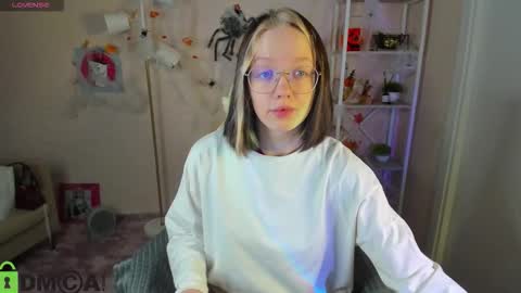 Rockett online show from 10-28-25, 01:09