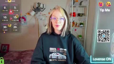 Snapshot of rockett_bunny chatting on 11-02-25, 12:46 Rockett online show from 11-02-25, 12:46