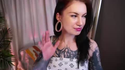 Roxy online show from 06-14-26, 04:53