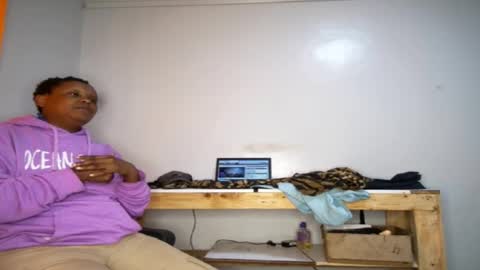 Berry online show from 10-13-25, 07:52