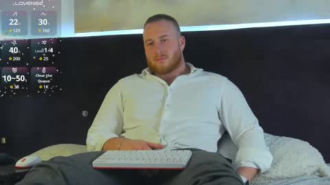 Snapshot of roddy_riss chatting on 01-11-25, 10:40 Roddy online show from 01-11-25, 10:40