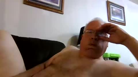 Snapshot of rodstud641 chatting on 10-10-25, 10:47 rodstud641 online show from 10-10-25, 10:47