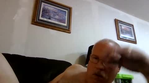Snapshot of rodstud641 chatting on 11-01-25, 01:35 rodstud641 online show from 11-01-25, 01:35