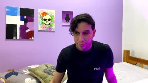 Snapshot of rodthiago chatting on 02-15-25, 10:31 Thiago independent model online show from 02-15-25, 10:31