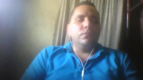 Snapshot of roger3600 chatting on 09-09-25, 03:33 Roger online show from 09-09-25, 03:33