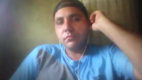 Snapshot of roger3600 chatting on 11-14-25, 08:18 Roger online show from 11-14-25, 08:18