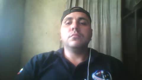 Snapshot of roger3600 chatting on 04-01-26, 09:45 Roger online show from 04-01-26, 09:45
