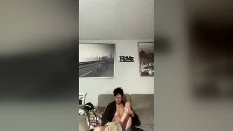 rogerbenid81 online show from 12-19-25, 09:44